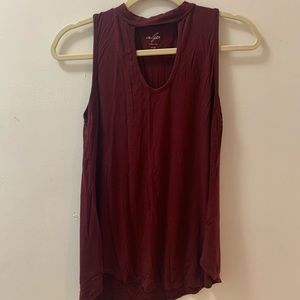 Burgundy keyhole sleeveless top